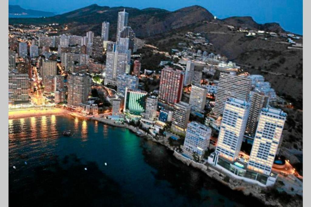 Exclusivo Apartamento Benidorm Playa De Levante المظهر الخارجي الصورة